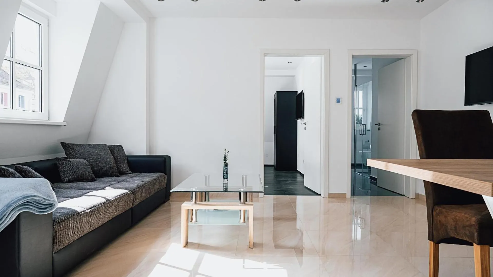 Apartment Ferienwohnungen Schleicher Mit Klimaanlage Zirndorf